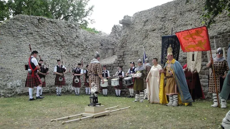 photo 5 65e837e75345b833372700